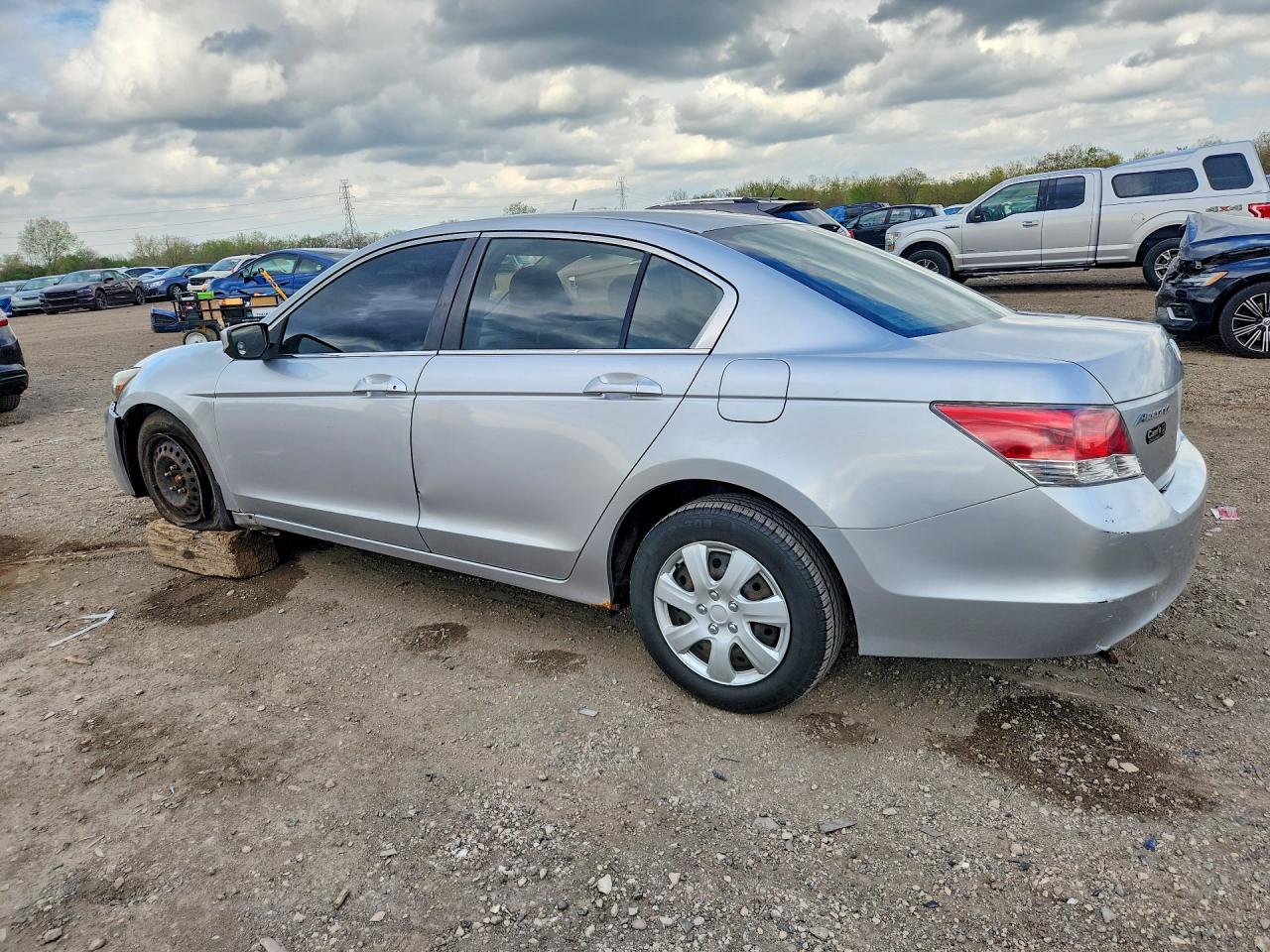 2008 HONDA ACCORD LX photo 2