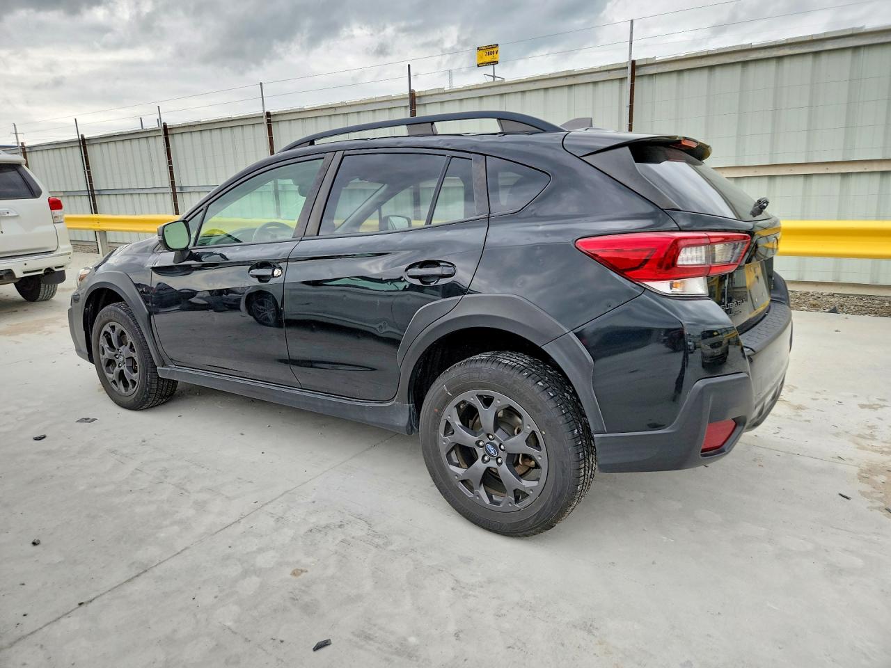 2021 SUBARU CROSSTREK SPORT photo 2