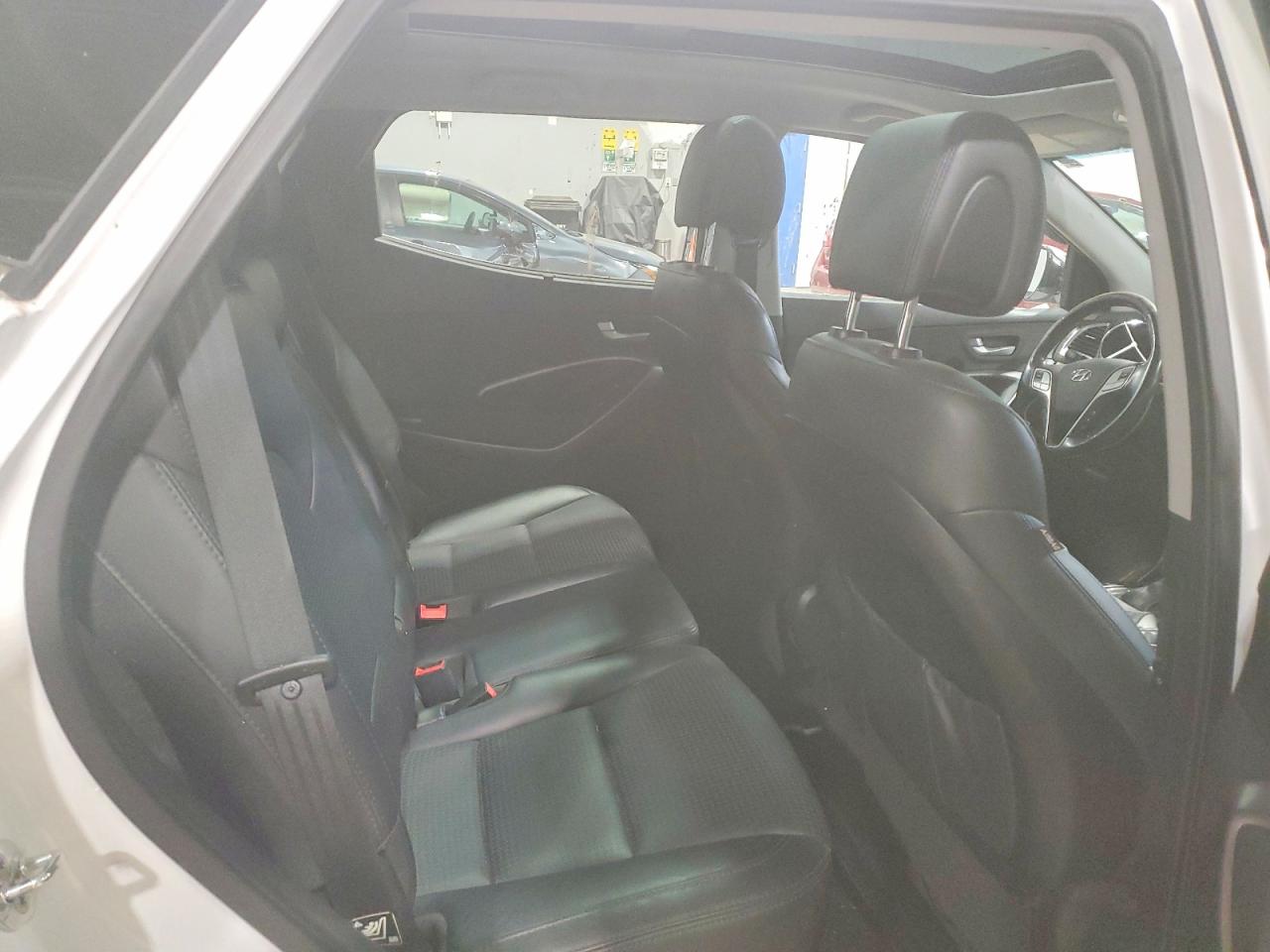 2015 HYUNDAI SANTA FE SPORT 2.0T photo 31