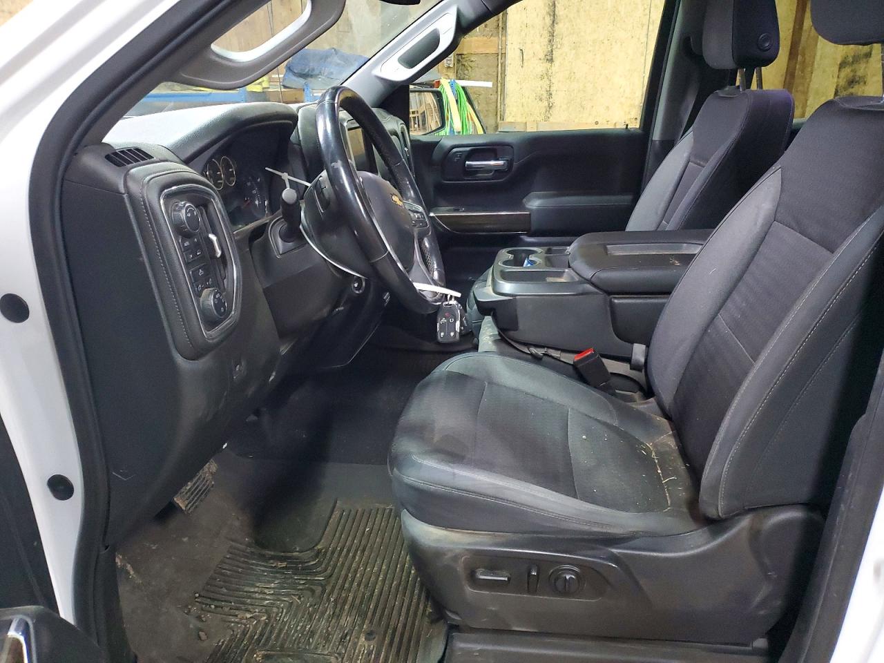 2019 CHEVROLET SILVERADO K1500 LT photo 19