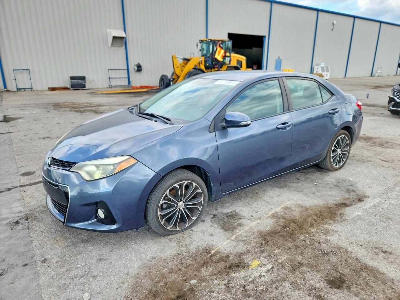 2015 TOYOTA COROLLA