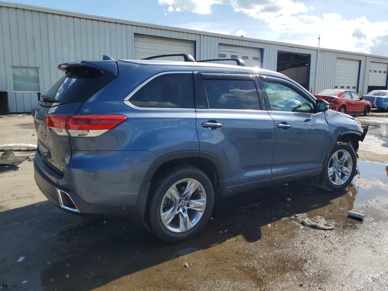 2019 TOYOTA HIGHLANDER LIMITED photo 7