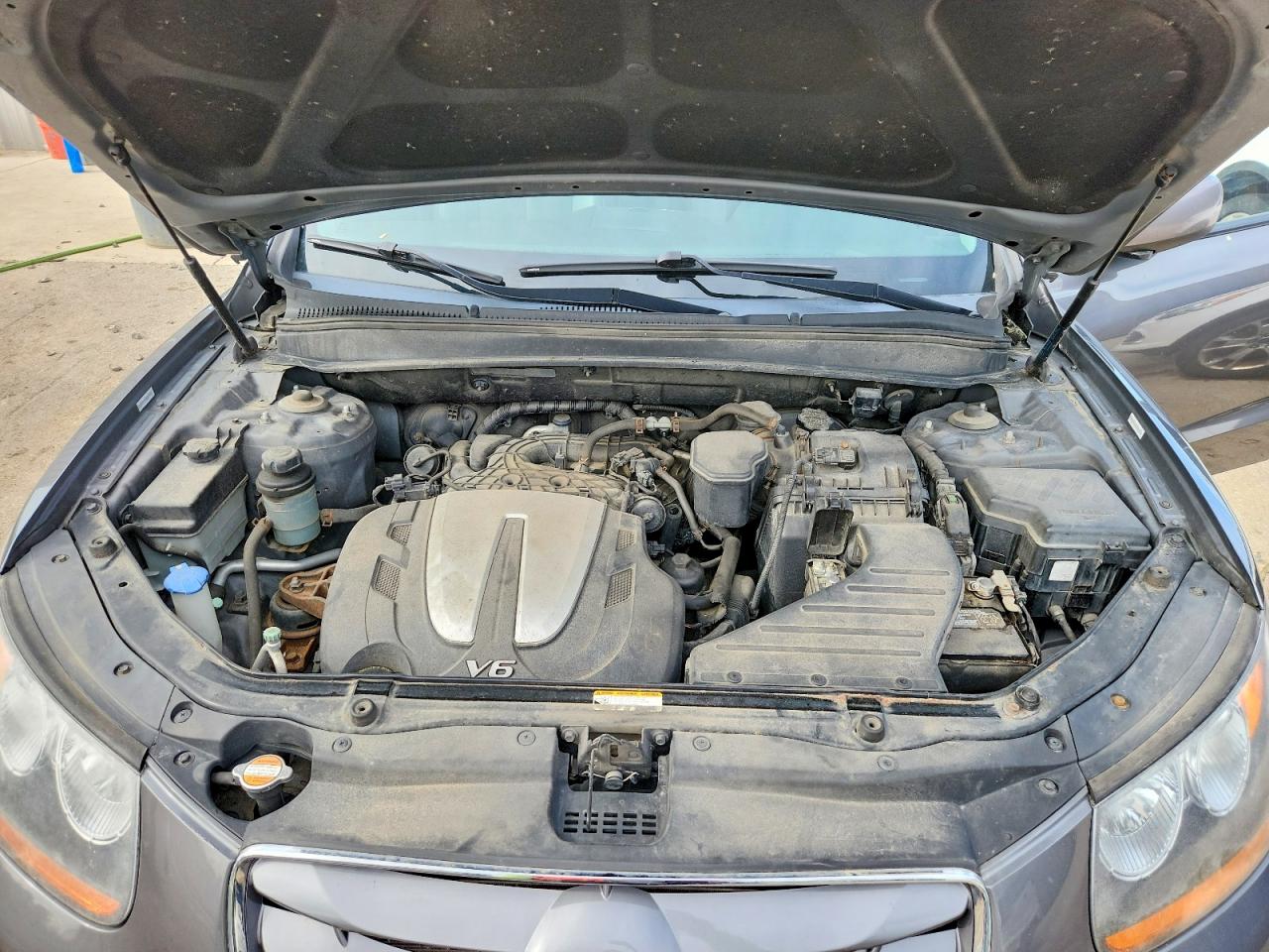 2010 HYUNDAI SANTA FE SE photo 34
