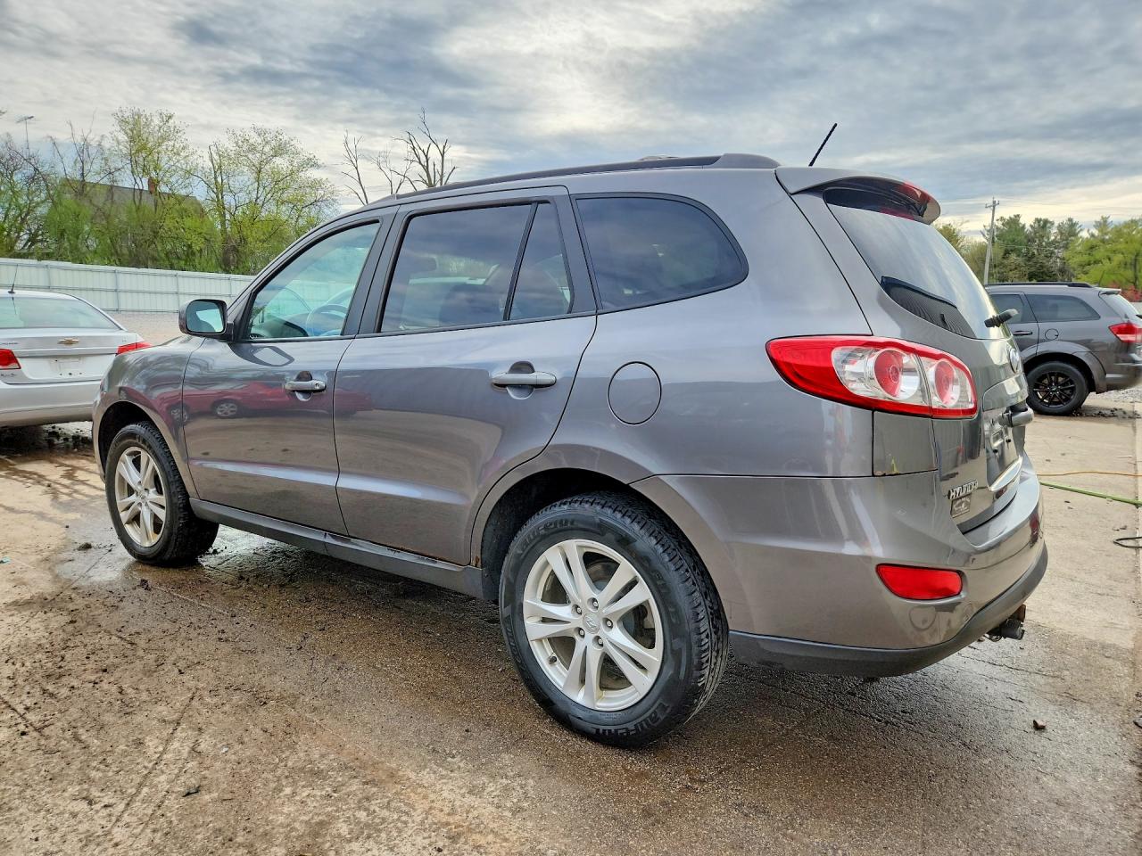 2010 HYUNDAI SANTA FE SE photo 4