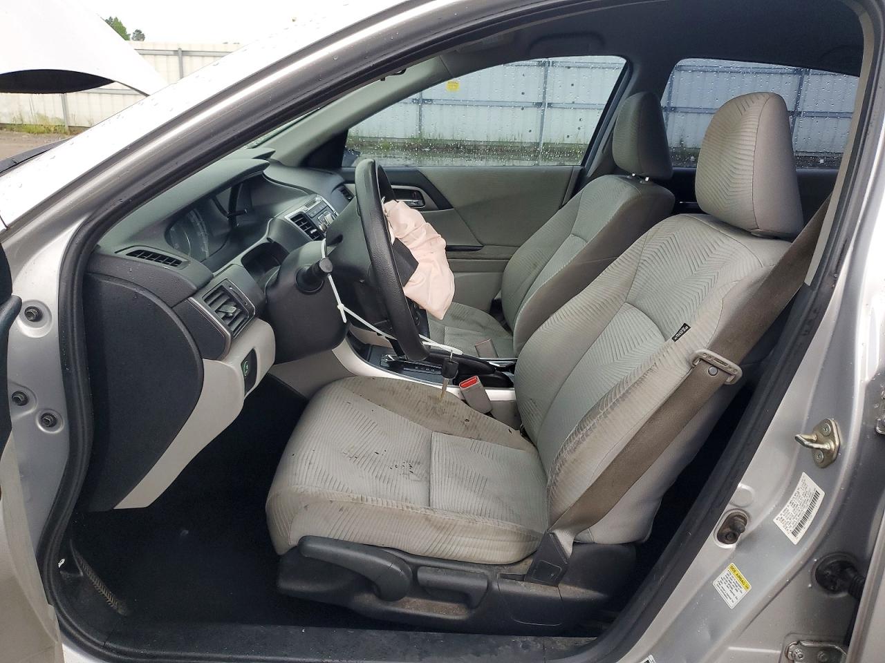 2015 HONDA ACCORD LX photo 19