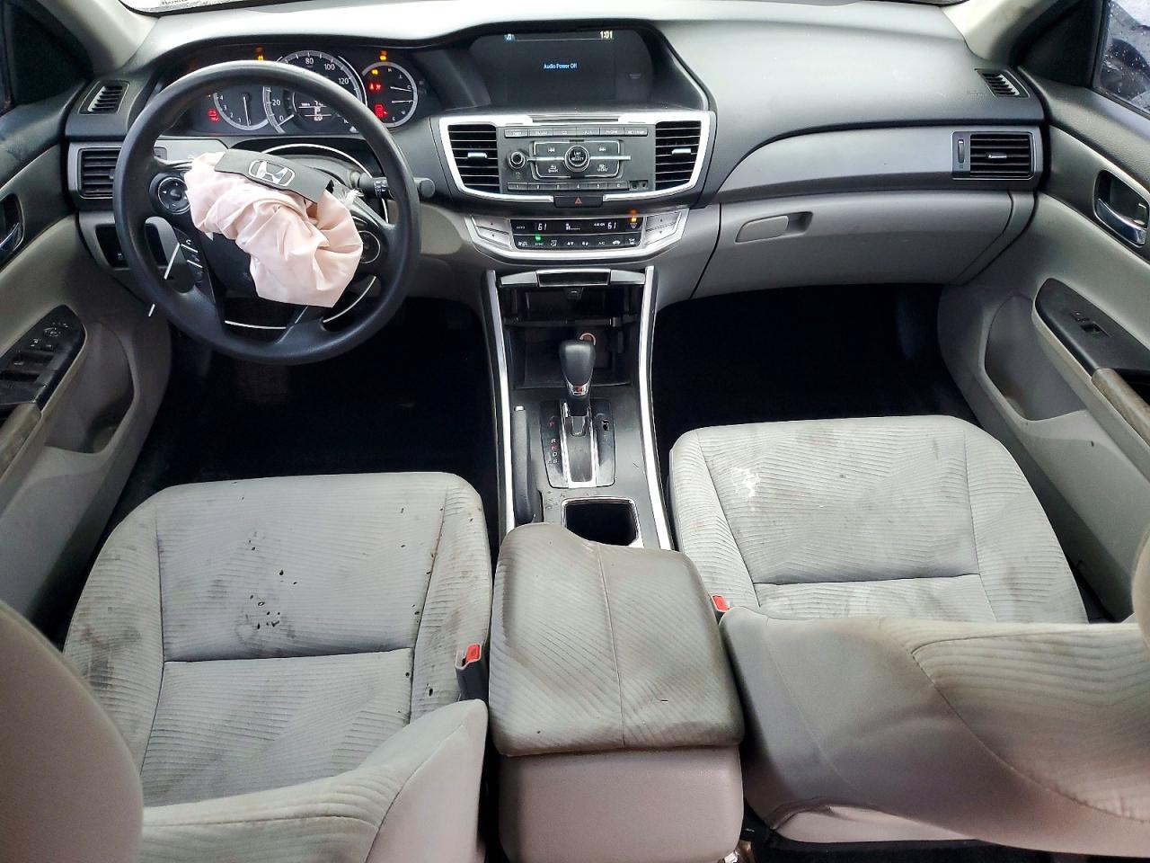 2015 HONDA ACCORD LX photo 22
