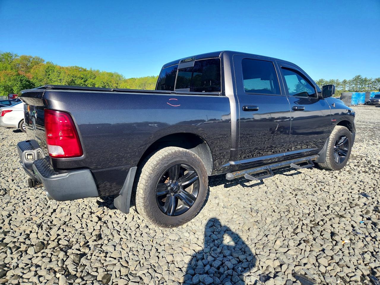 2017 RAM 1500 SLT photo 7