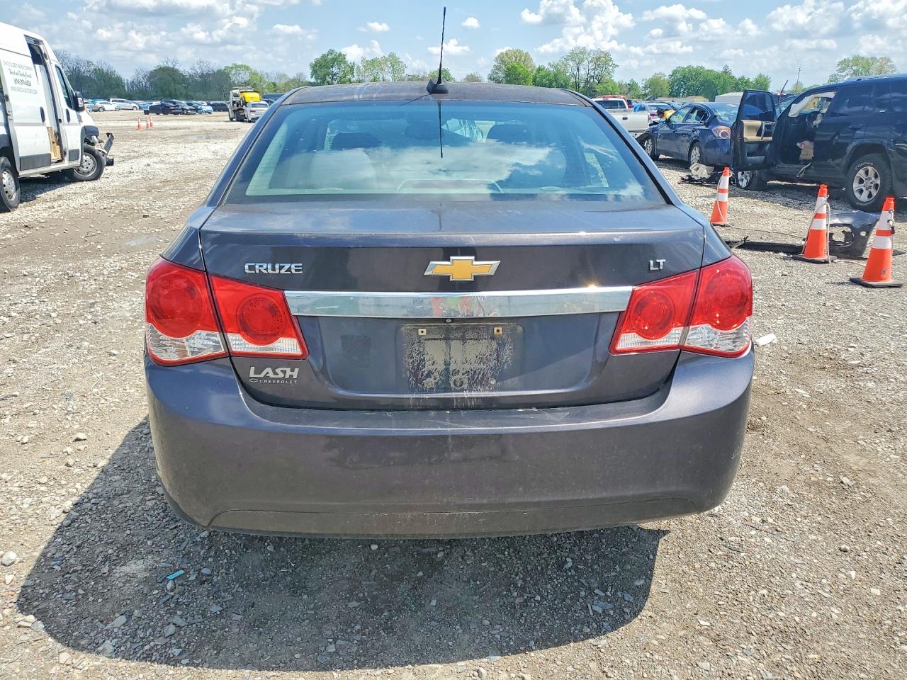 2016 CHEVROLET CRUZE LIMITED LT photo 6