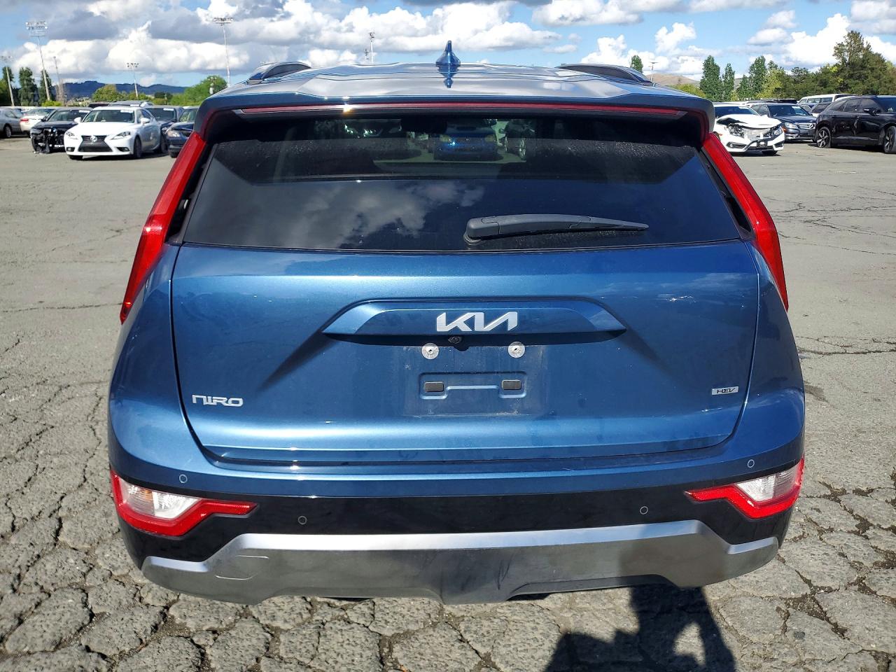 2024 KIA NIRO SX photo 16