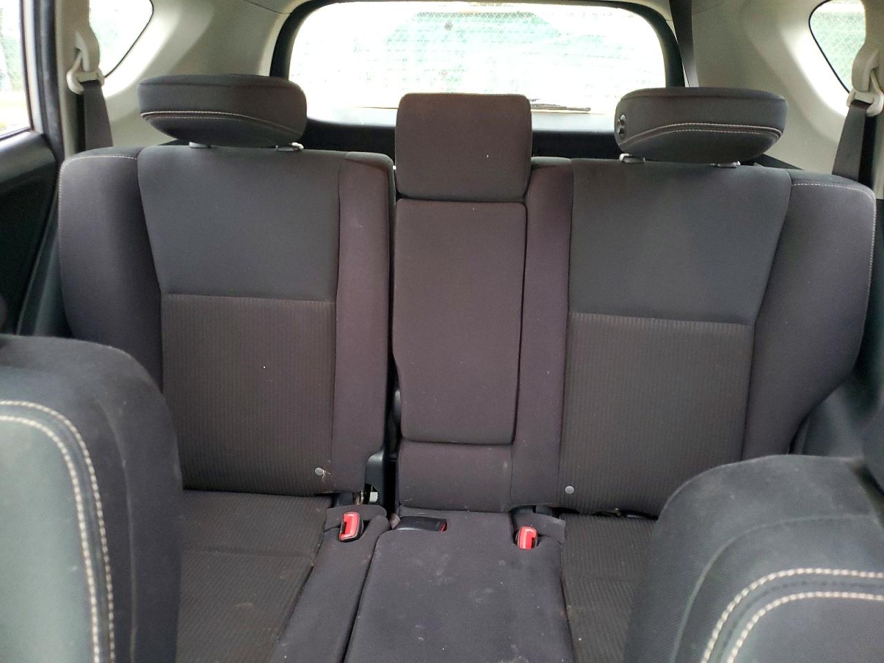 2013 TOYOTA RAV4 XLE photo 10