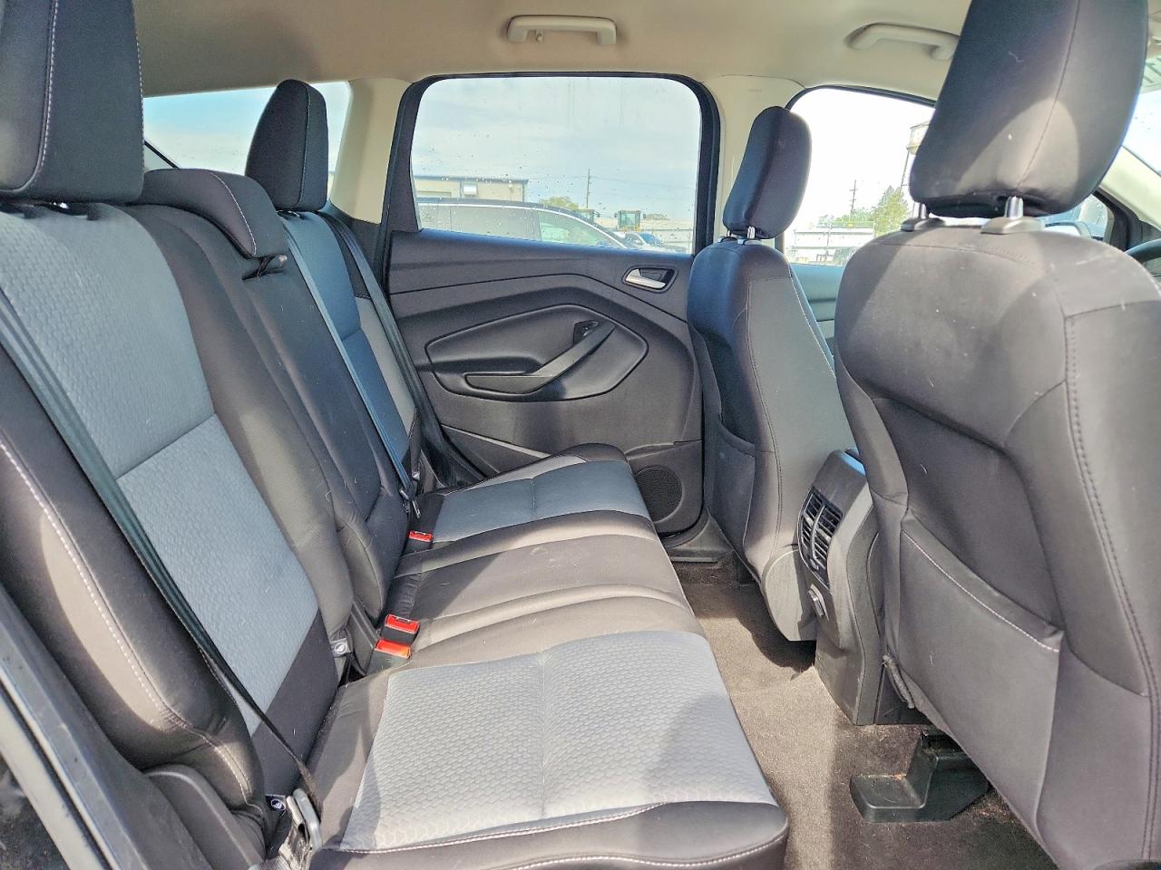 2018 FORD ESCAPE SE photo 11