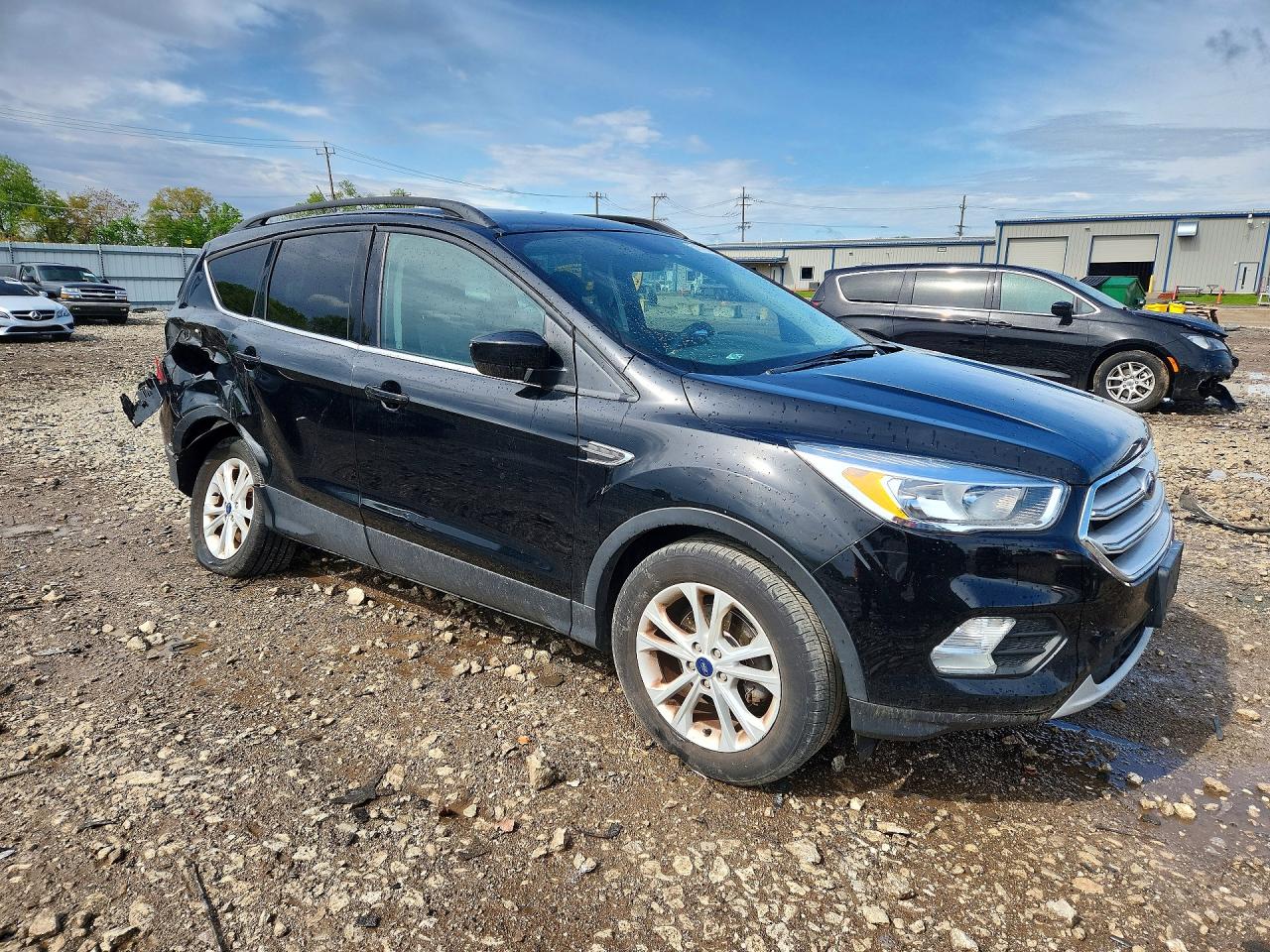 2018 FORD ESCAPE SE photo 4