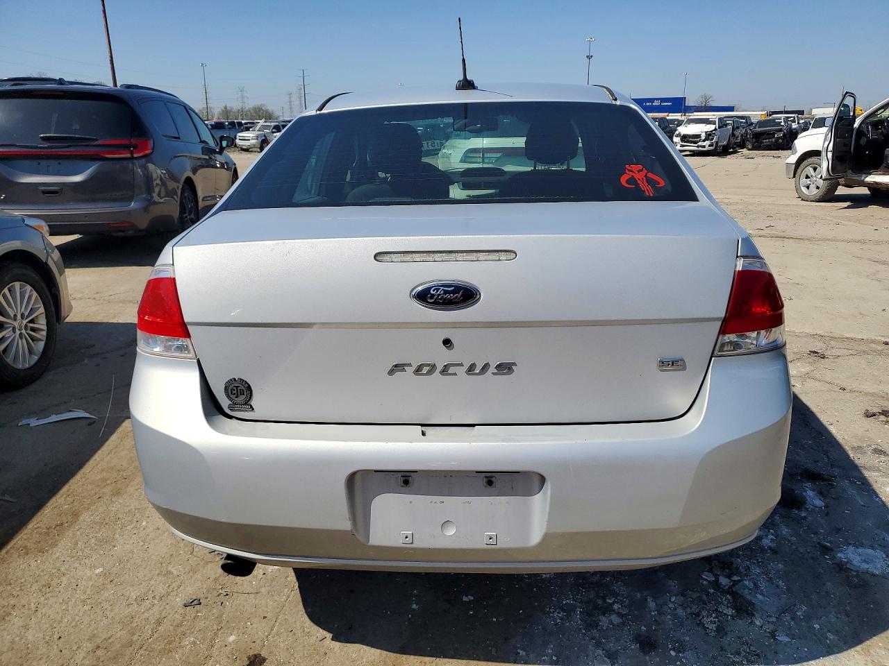 2008 FORD FOCUS SE photo 6