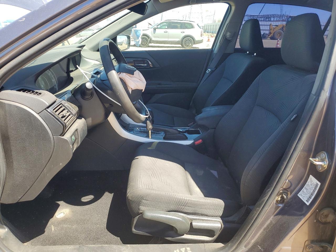 2016 HONDA ACCORD LX photo 7