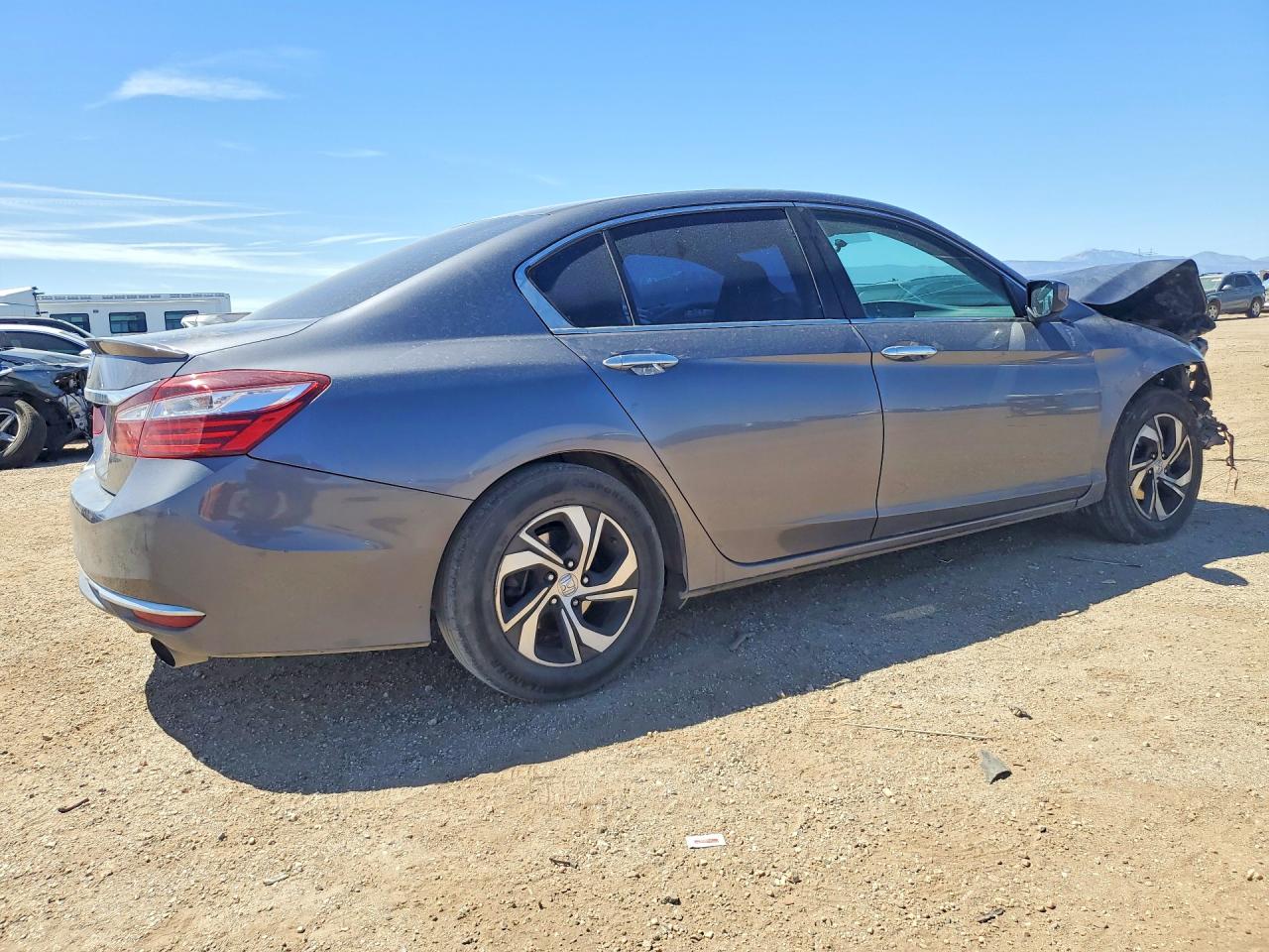 2016 HONDA ACCORD LX photo 3