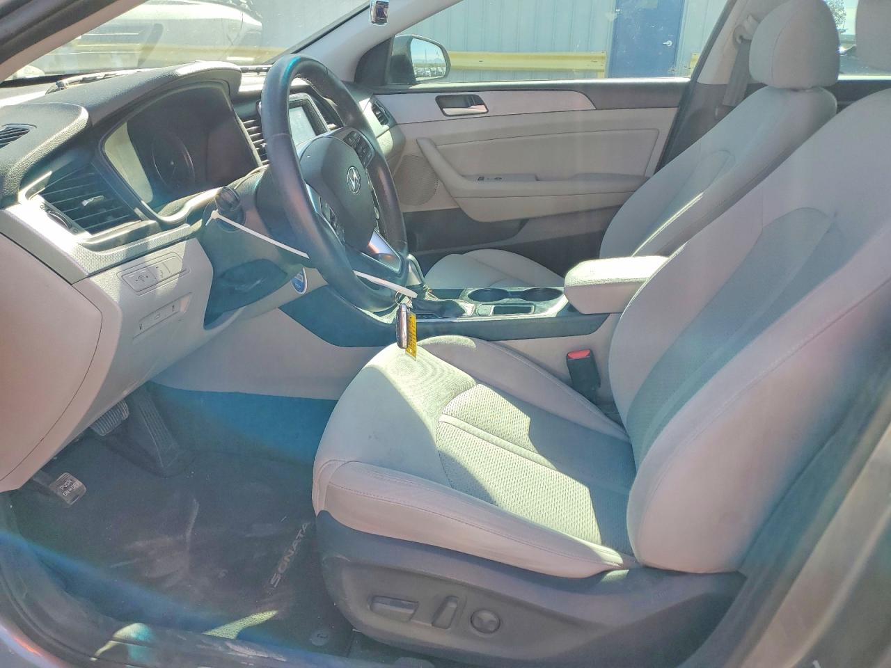2018 HYUNDAI SONATA SEL photo 7