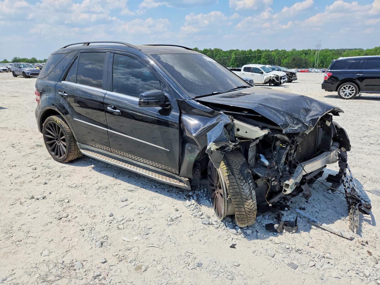 2011 MERCEDES-BENZ ML 350 photo 10