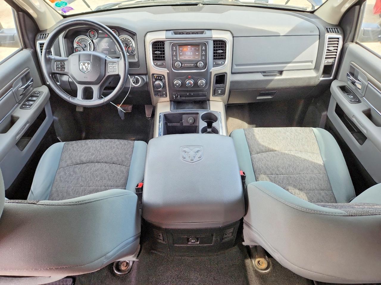 2013 RAM 1500 SLT photo 8