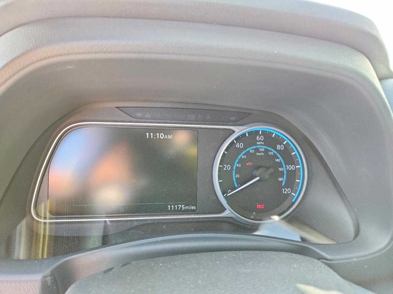 2024 NISSAN LEAF SV PLUS photo 17