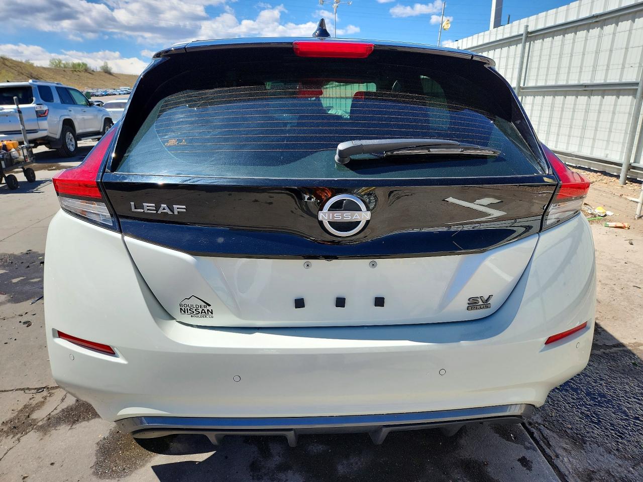 2024 NISSAN LEAF SV PLUS photo 11