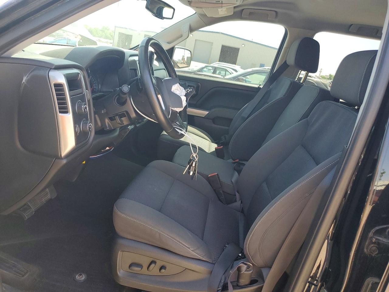 2018 CHEVROLET SILVERADO K1500 LT photo 13