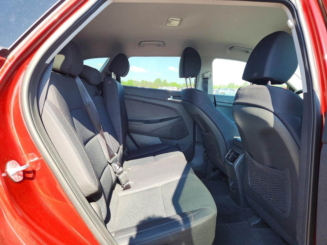 2020 HYUNDAI TUCSON SEL photo 31