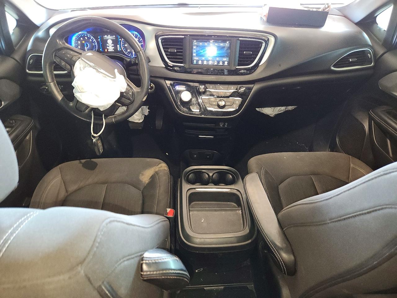 2019 CHRYSLER PACIFICA TOURING PLUS photo 22