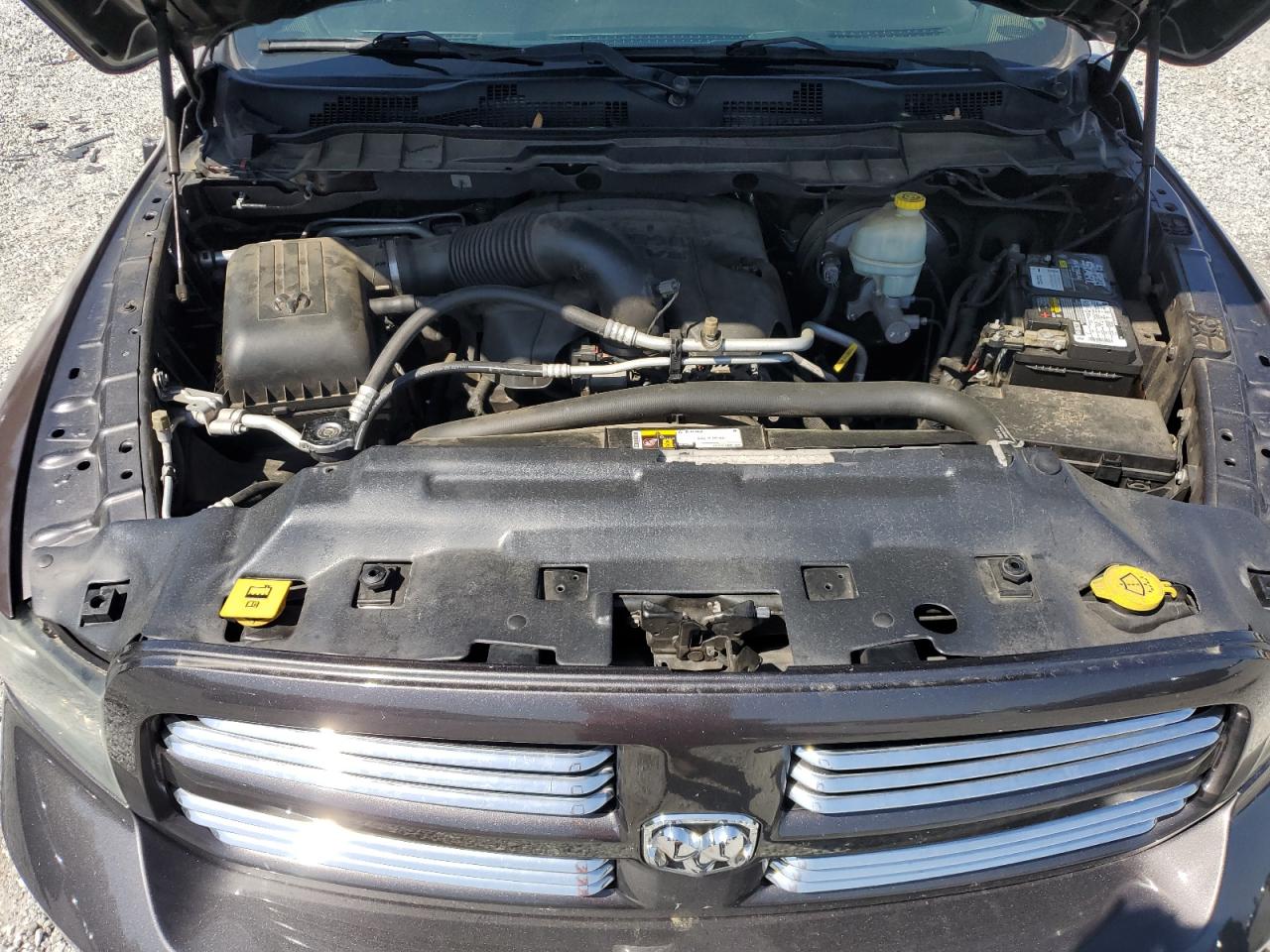 2014 RAM 1500 SPORT photo 21