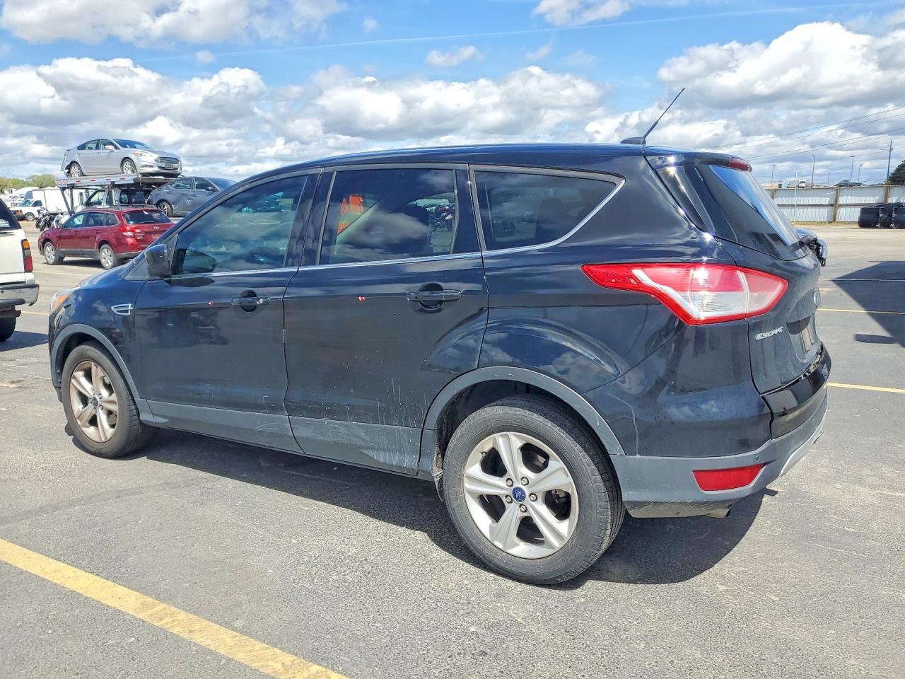 2016 FORD ESCAPE SE photo 3