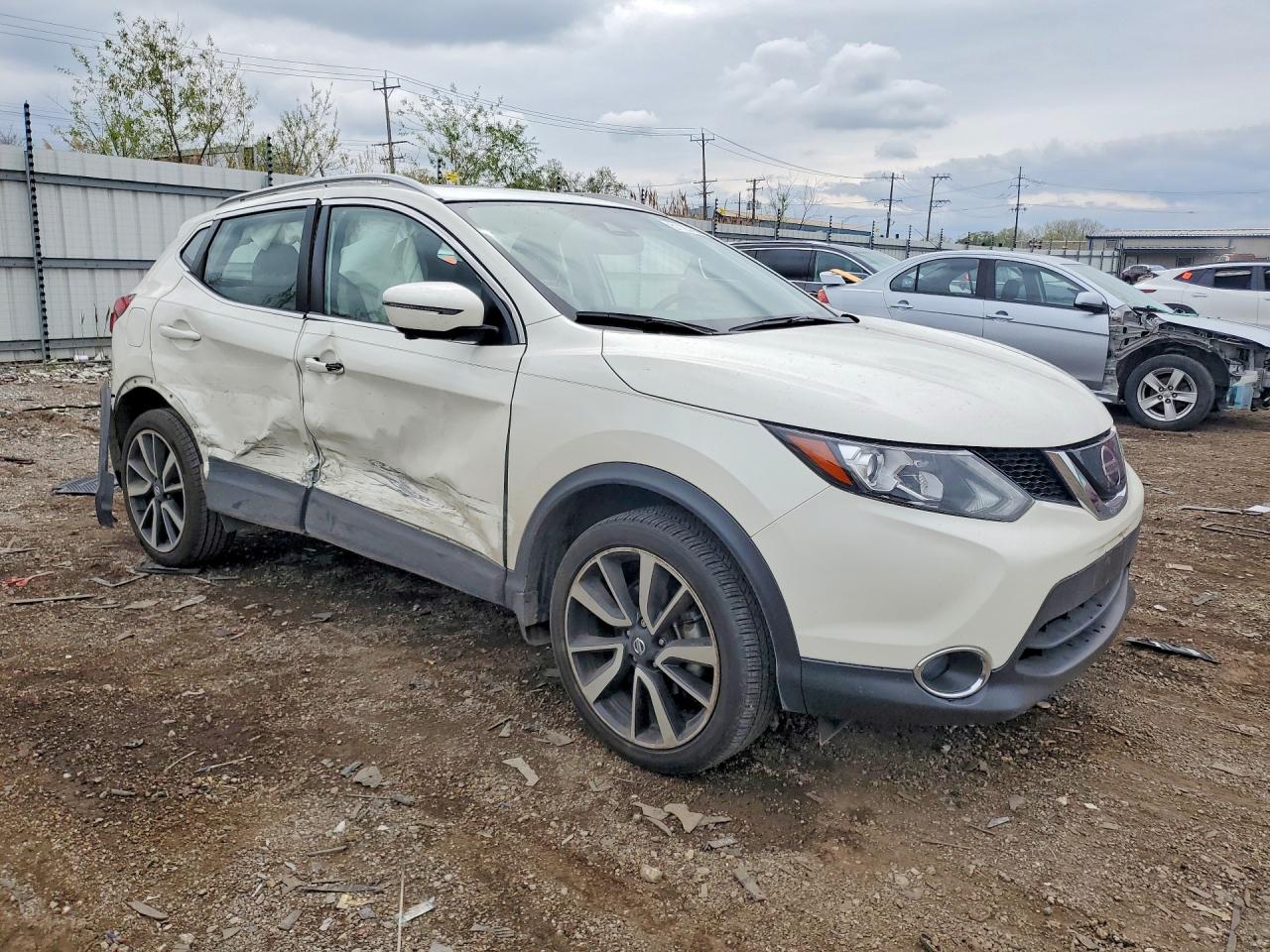 2019 NISSAN ROGUE SPORT SL photo 4