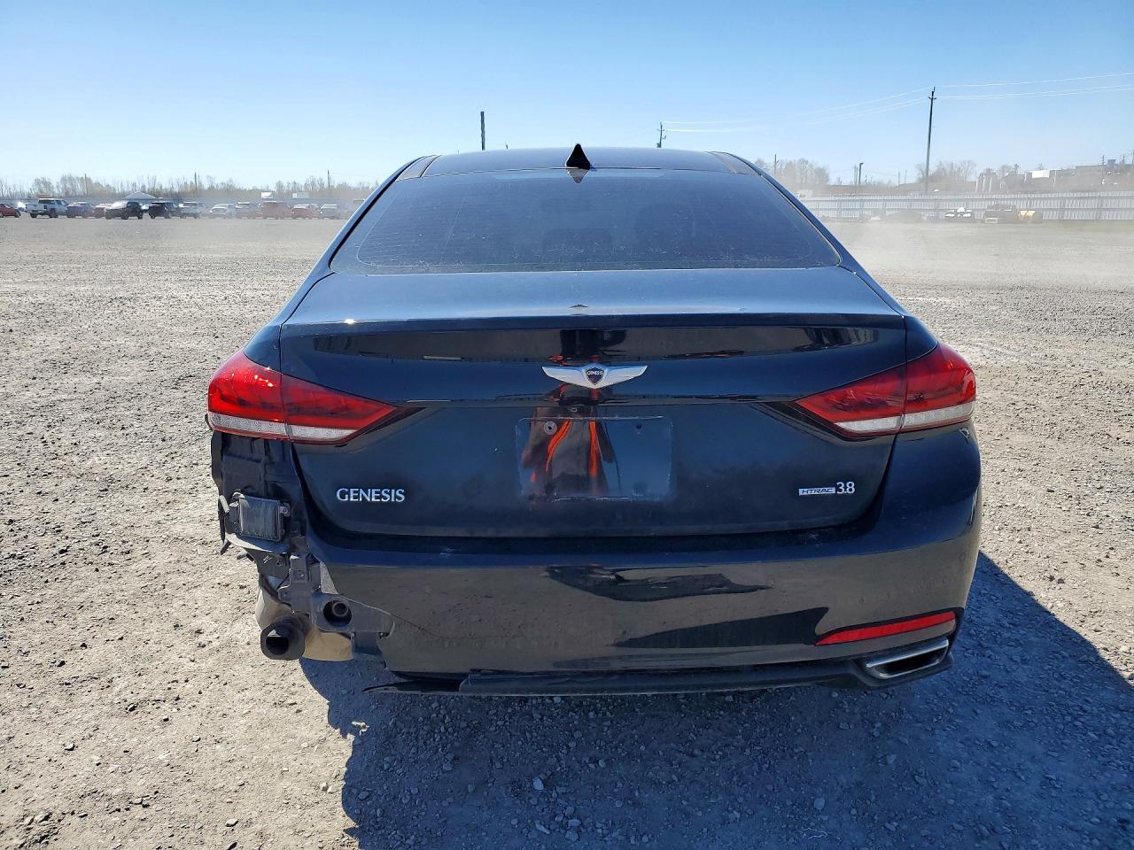 2015 HYUNDAI GENESIS 3.8L photo 11