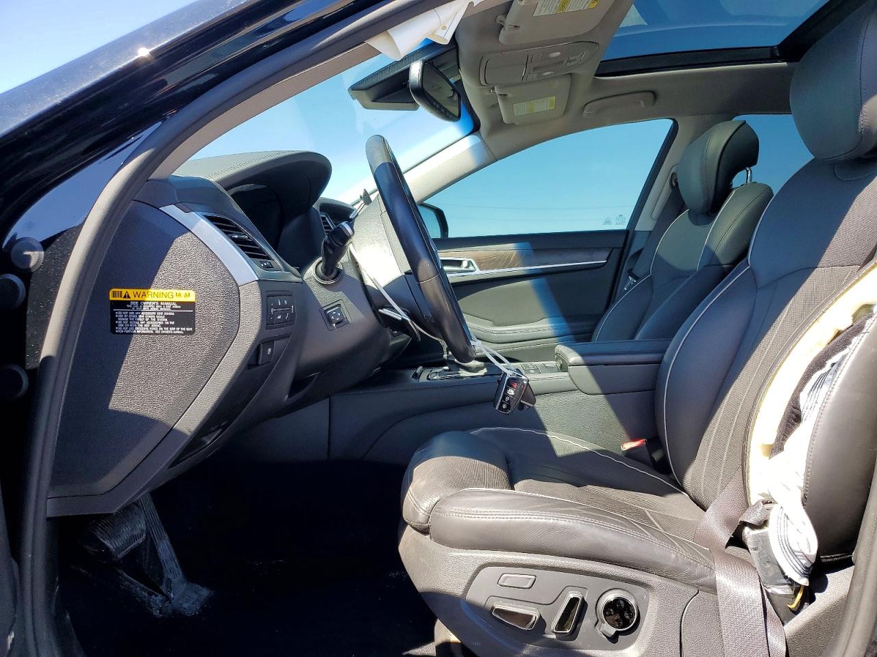 2015 HYUNDAI GENESIS 3.8L photo 13