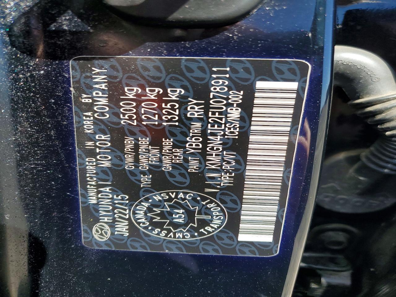 2015 HYUNDAI GENESIS 3.8L photo 25