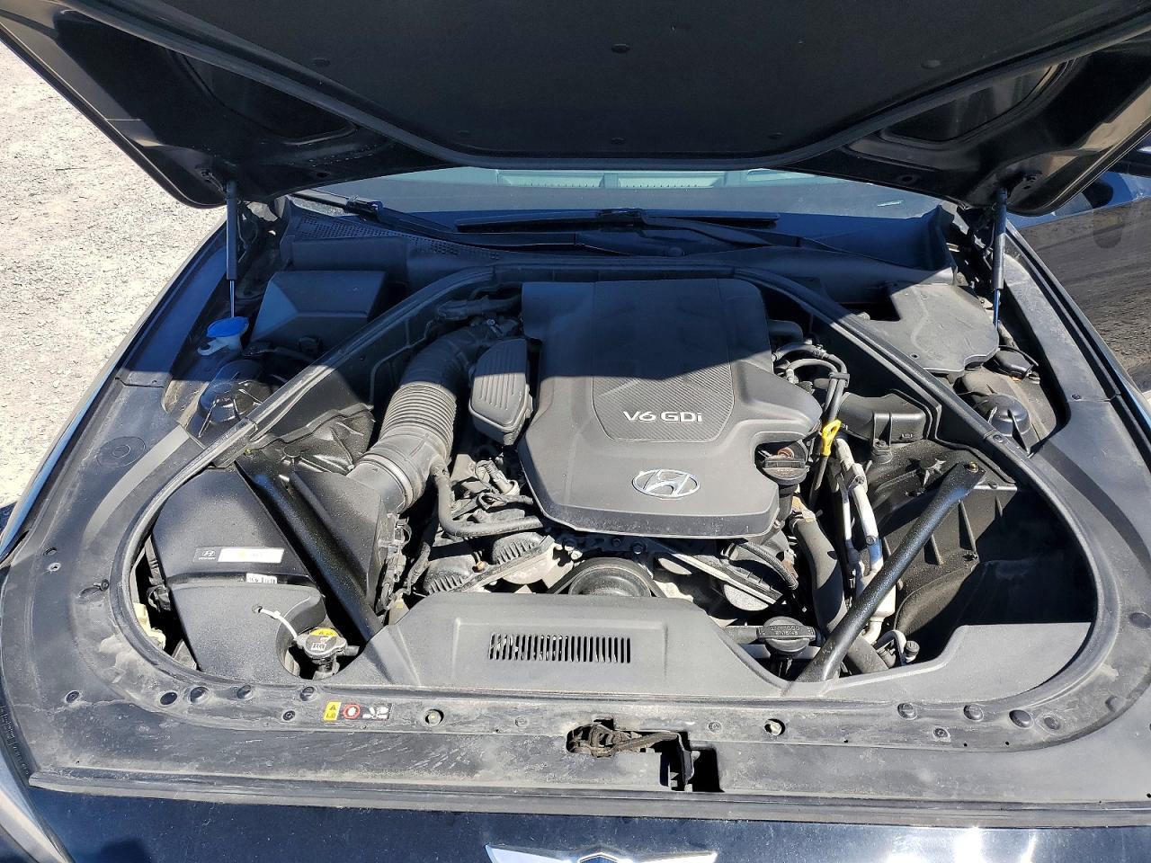 2015 HYUNDAI GENESIS 3.8L photo 21