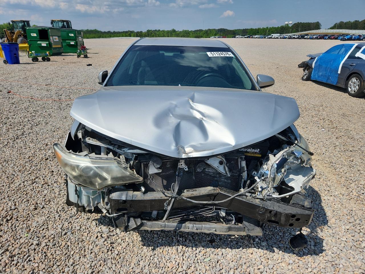 2014 TOYOTA CAMRY SE photo 9