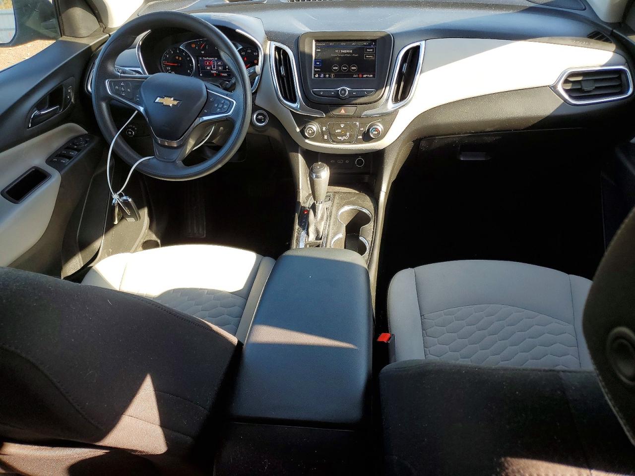 2021 CHEVROLET EQUINOX LT photo 8