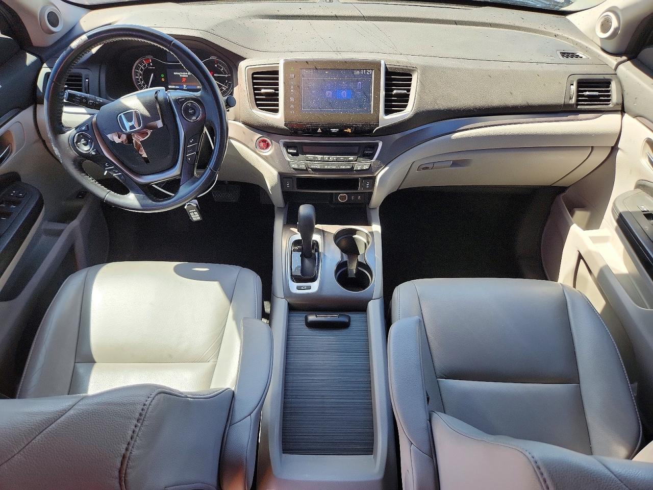 2016 HONDA PILOT EXL photo 8