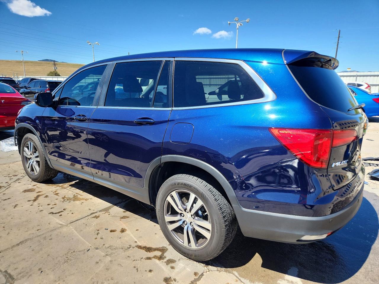 2016 HONDA PILOT EXL photo 2