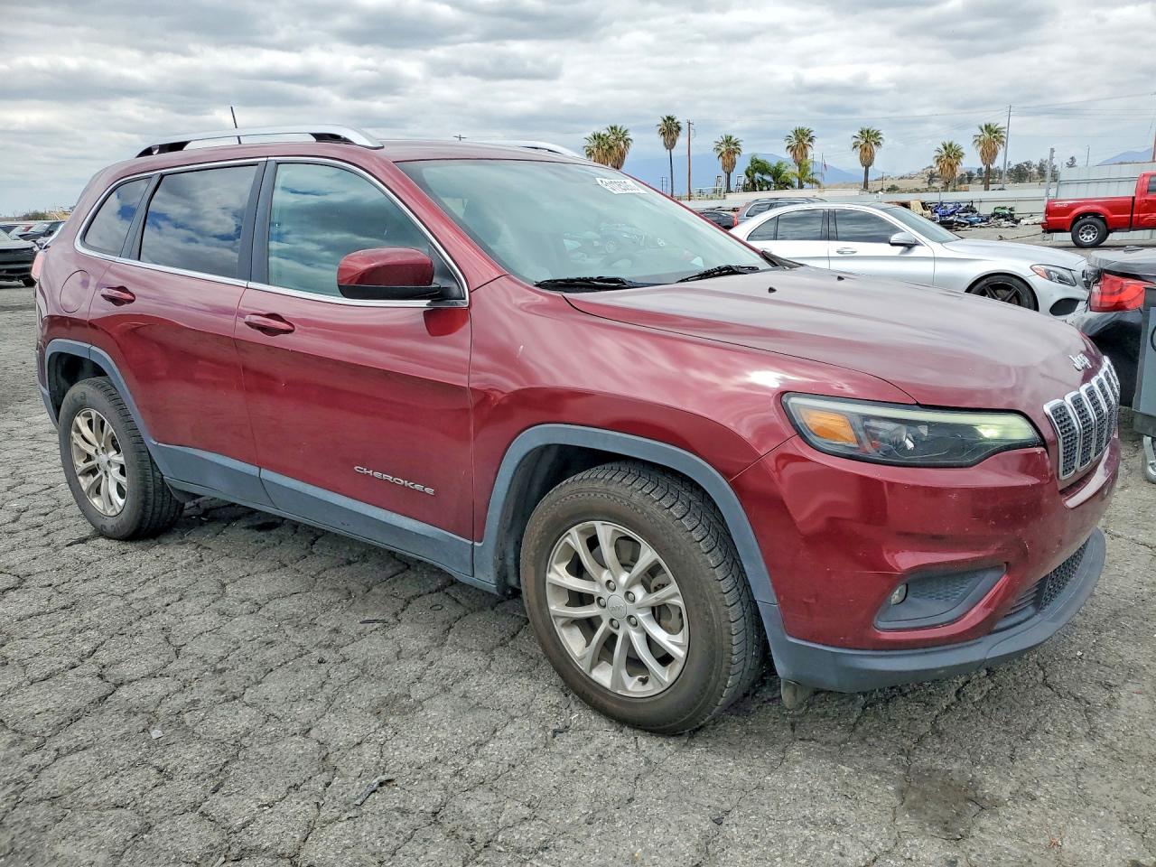 2019 JEEP CHEROKEE LATITUDE photo 10