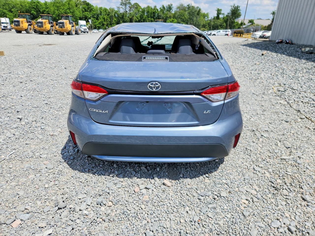 2022 TOYOTA COROLLA LE photo 6