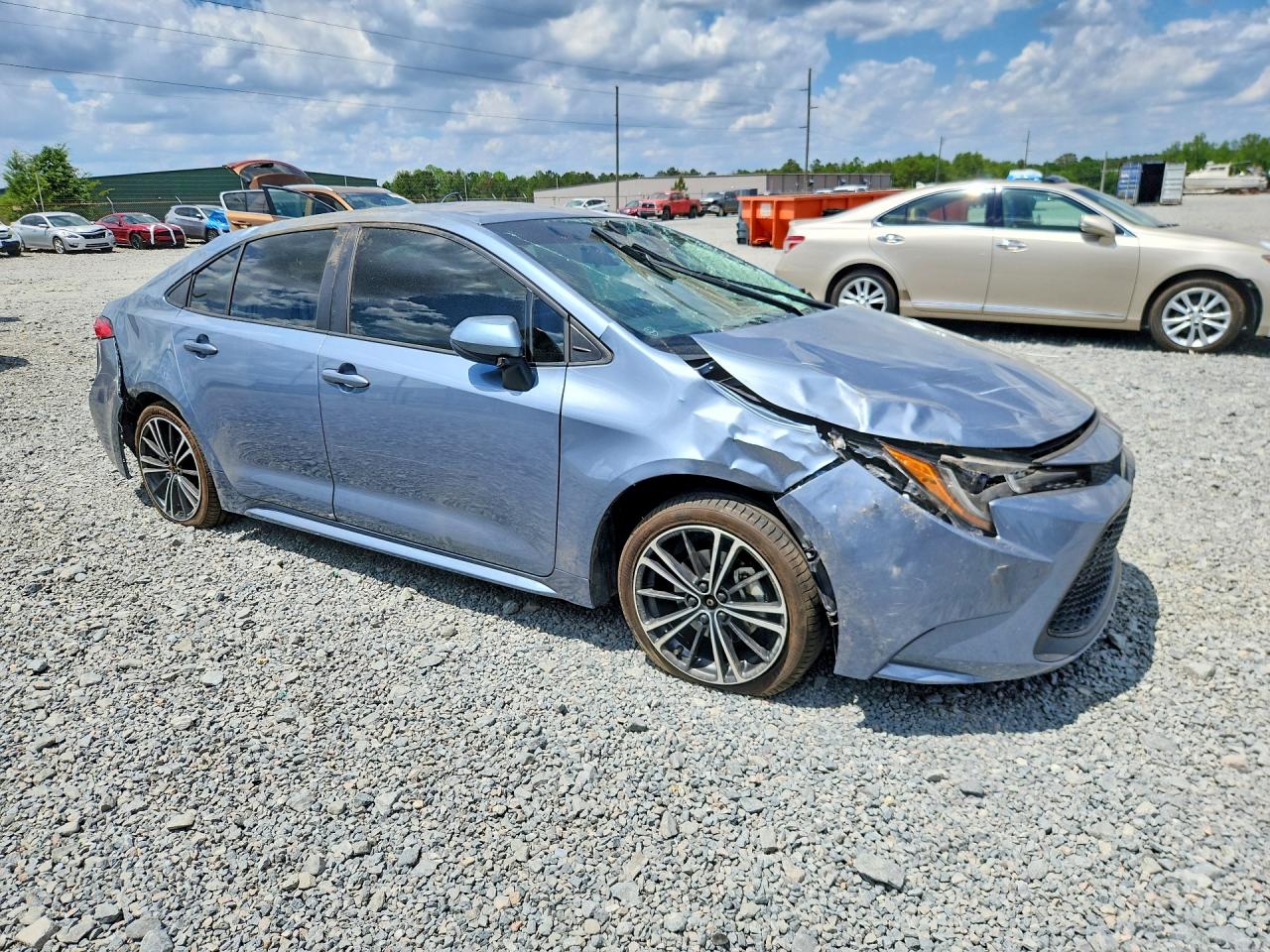 2022 TOYOTA COROLLA LE photo 4
