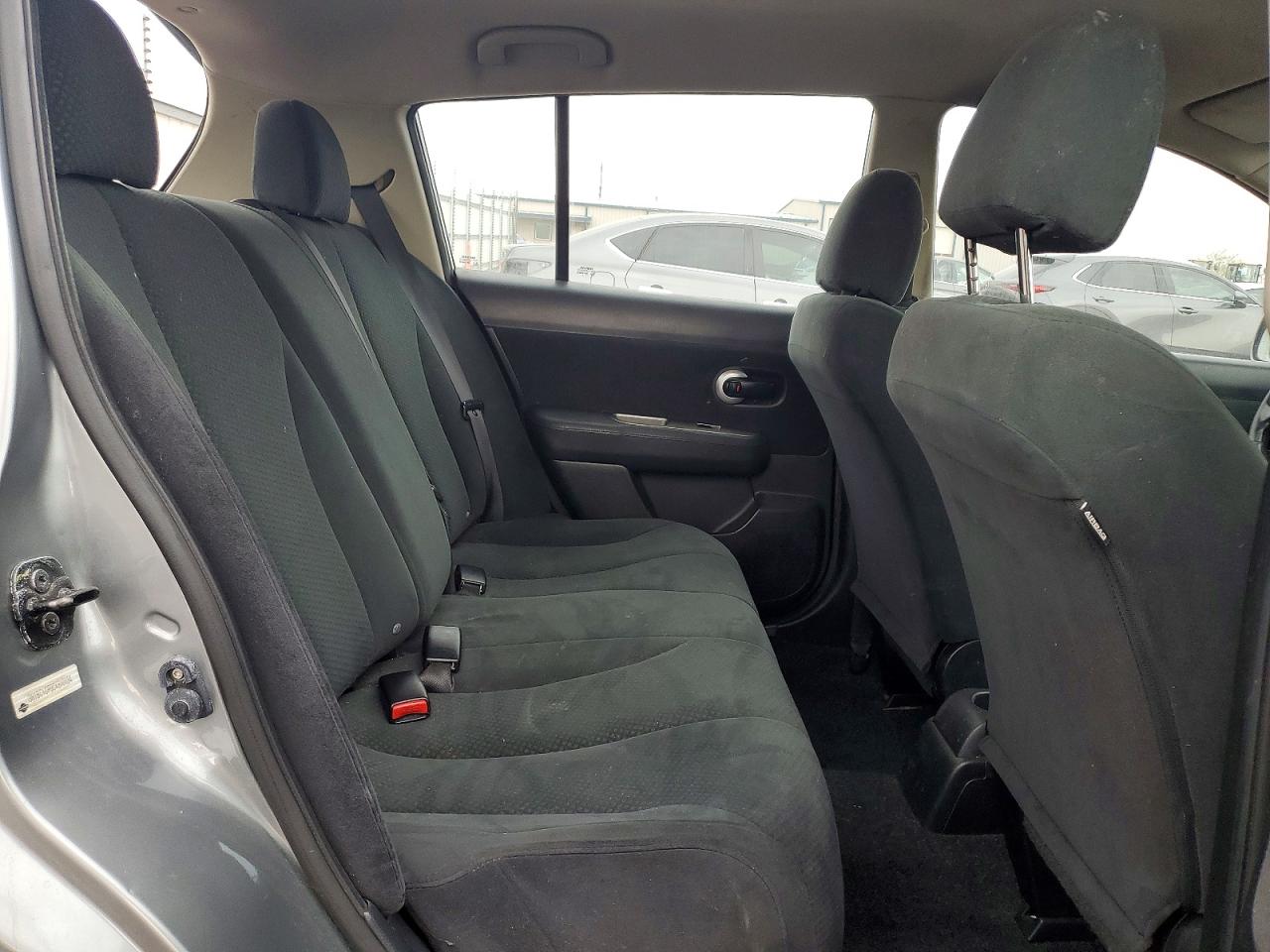2012 NISSAN VERSA 1.8 S photo 19