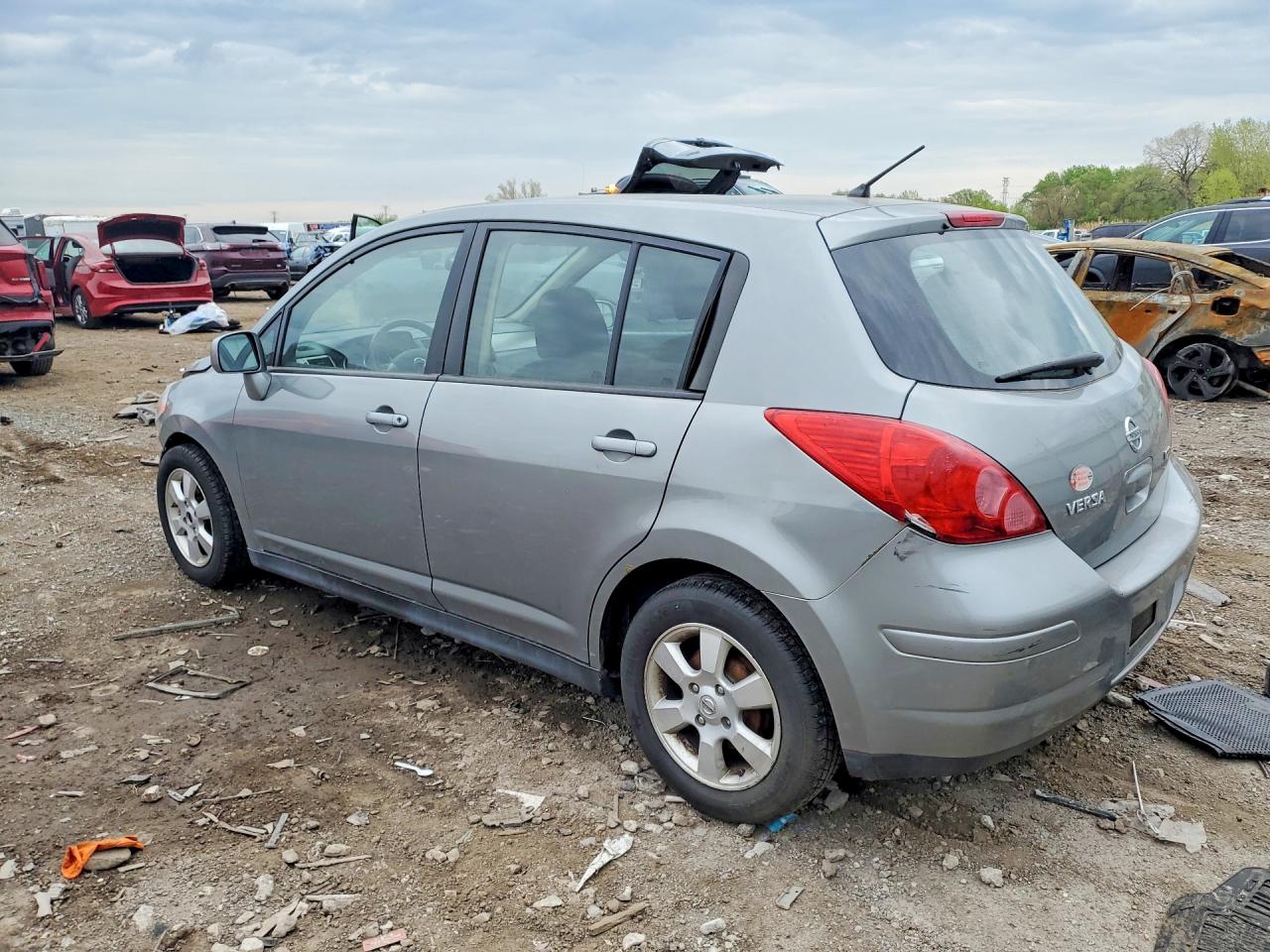 2012 NISSAN VERSA 1.8 S photo 3
