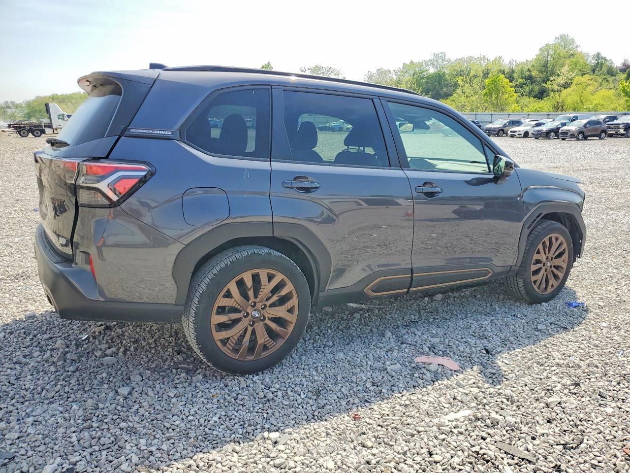 2025 SUBARU FORESTER SPORT photo 7