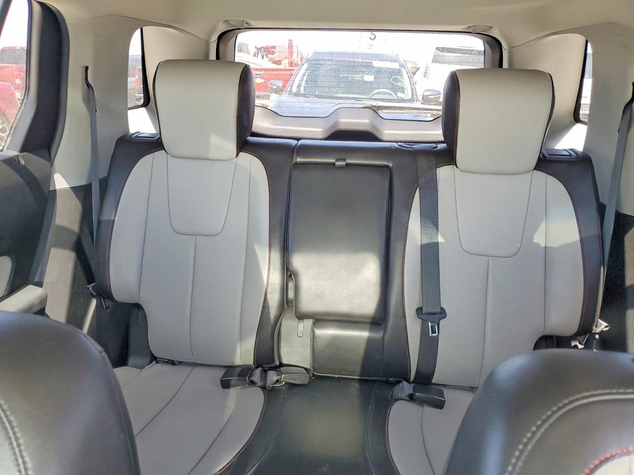 2011 GMC TERRAIN SLT photo 19