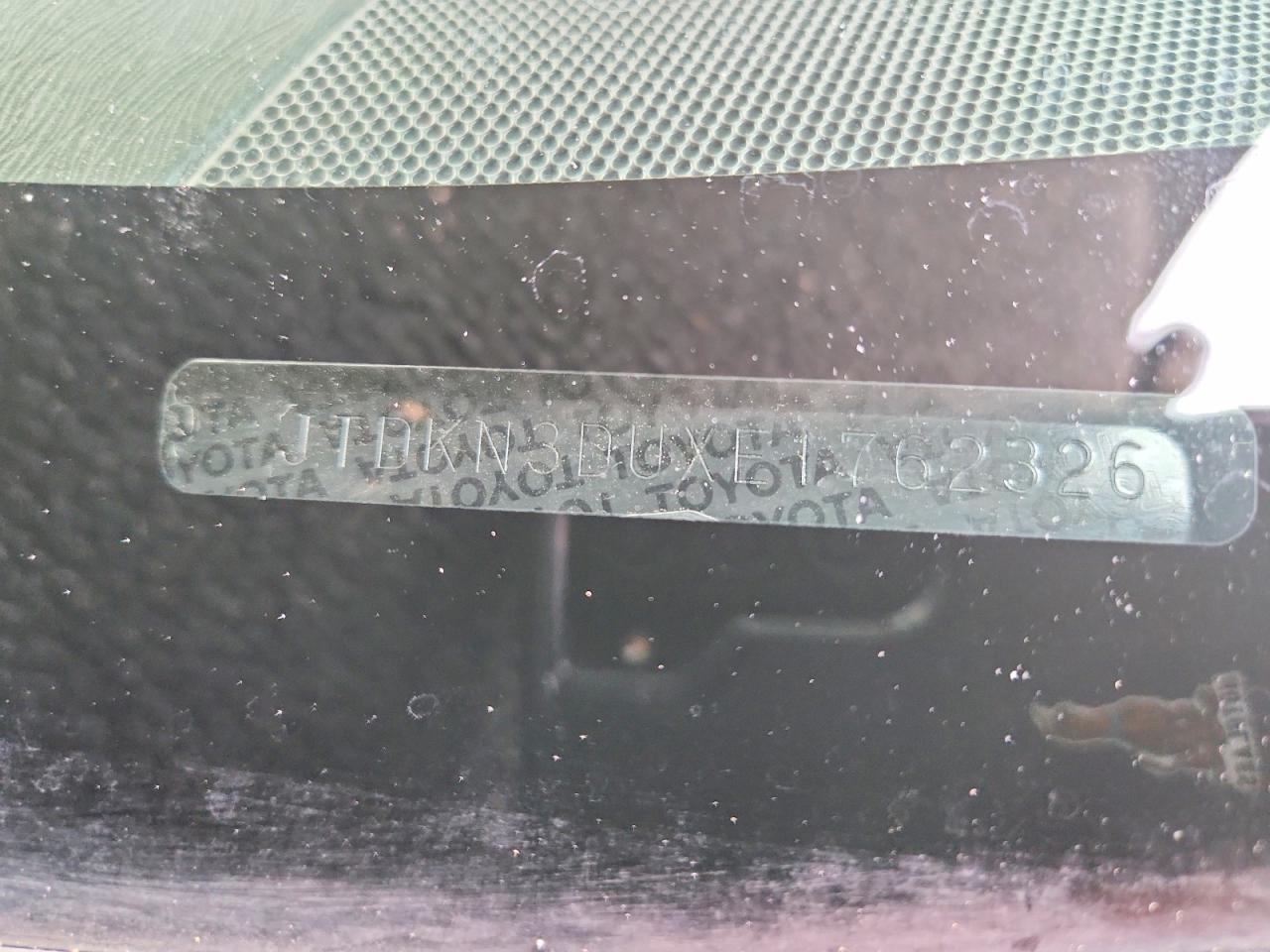 2014 TOYOTA PRIUS TWO photo 12