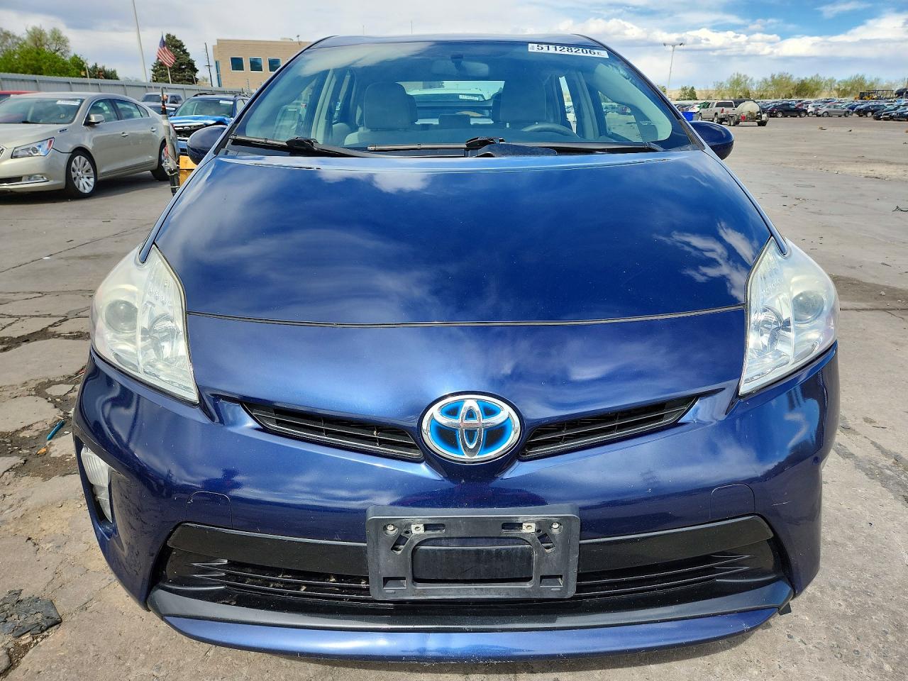 2014 TOYOTA PRIUS TWO photo 5