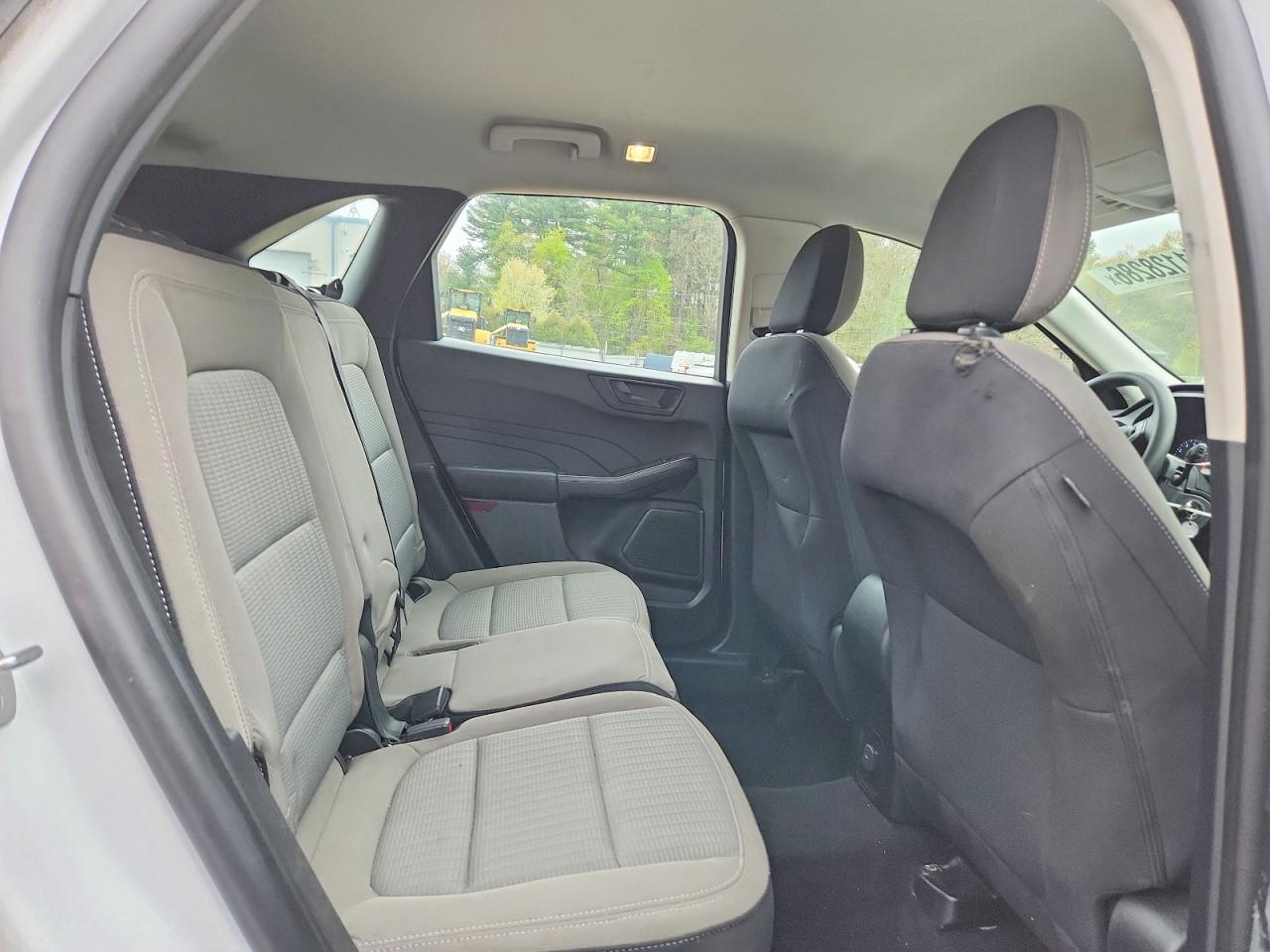 2022 FORD ESCAPE S photo 11