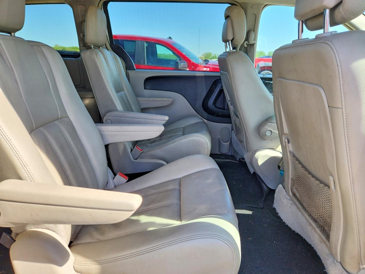 2012 CHRYSLER TOWN & COUNTRY TOURING photo 21