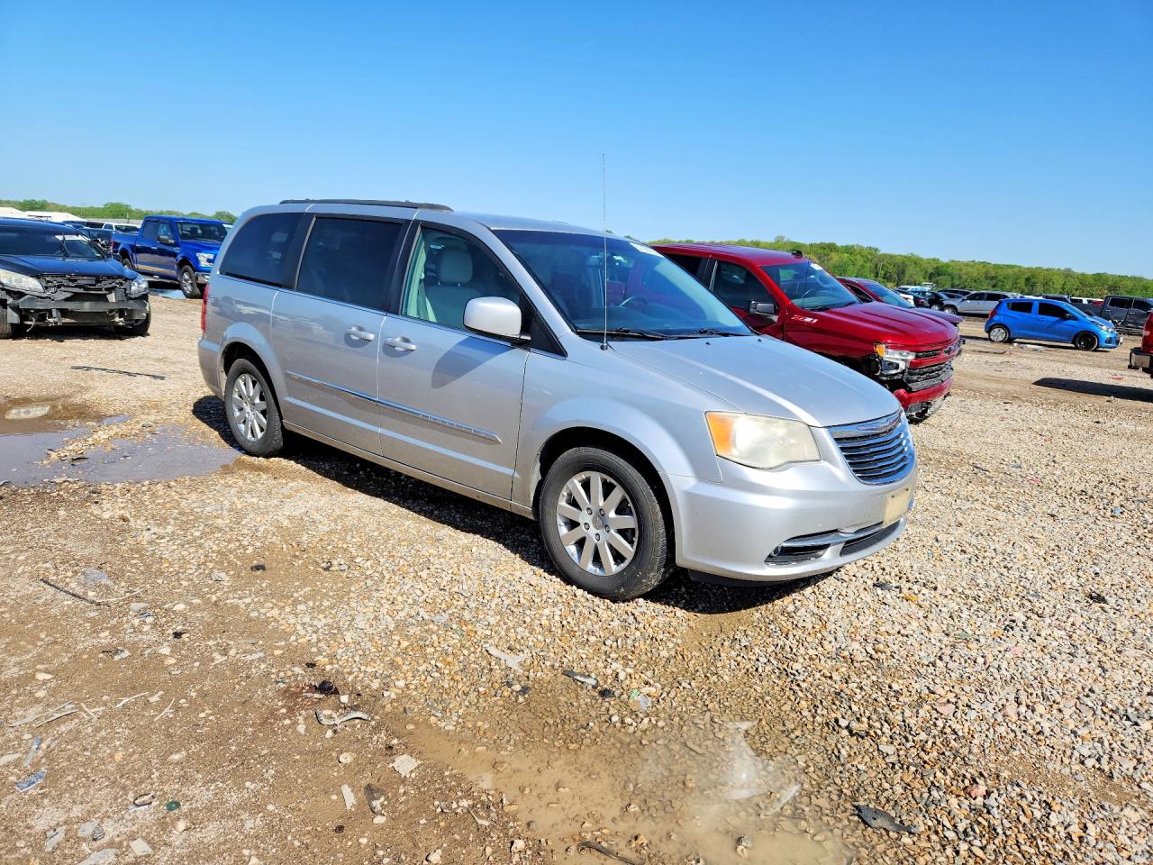 2012 CHRYSLER TOWN & COUNTRY TOURING photo 7